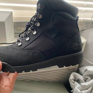 Timberland Black Rugged Boots with Durable Sole
